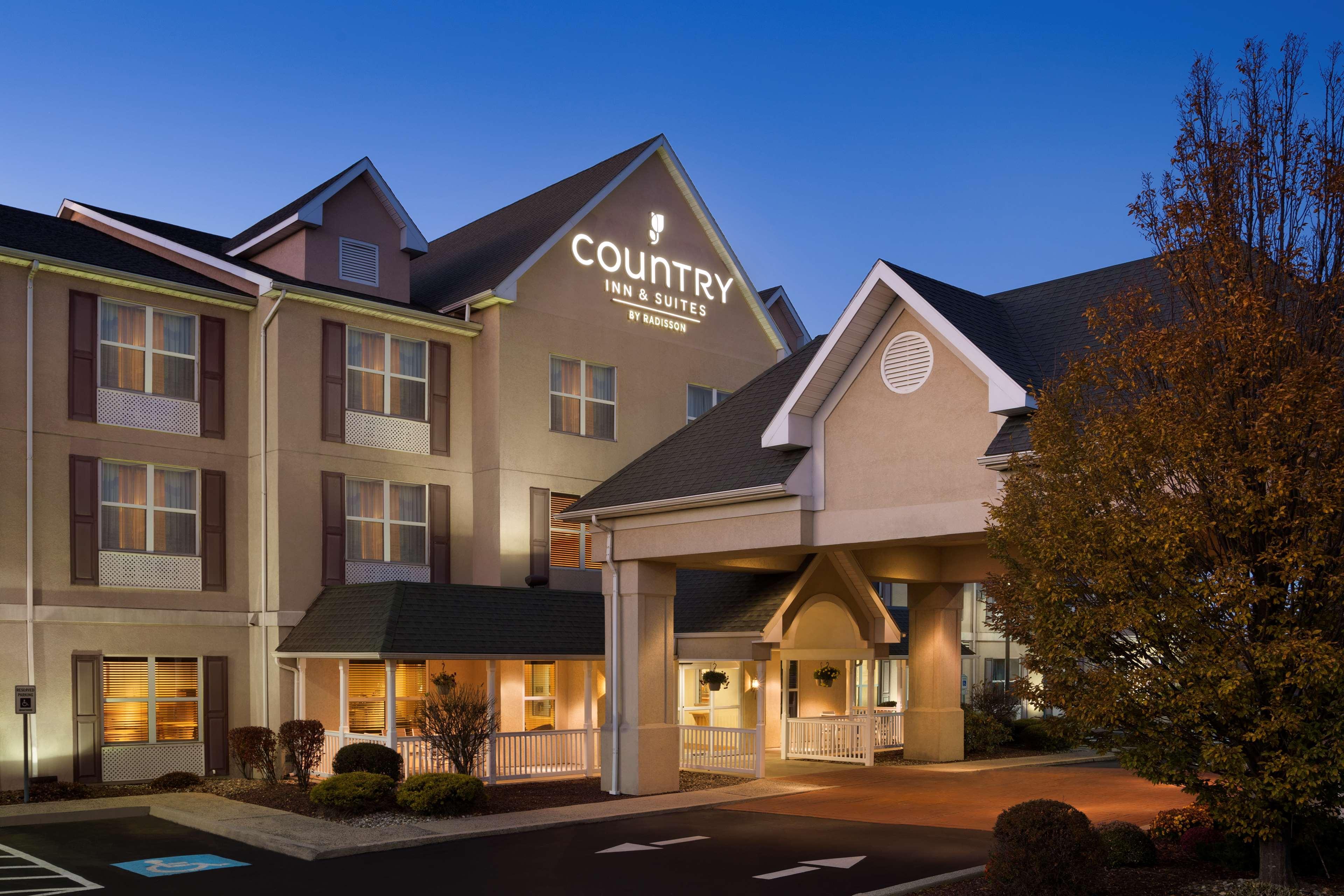 Mount Pleasant Country Inn & Suites By Radisson, Frackville מראה חיצוני תמונה