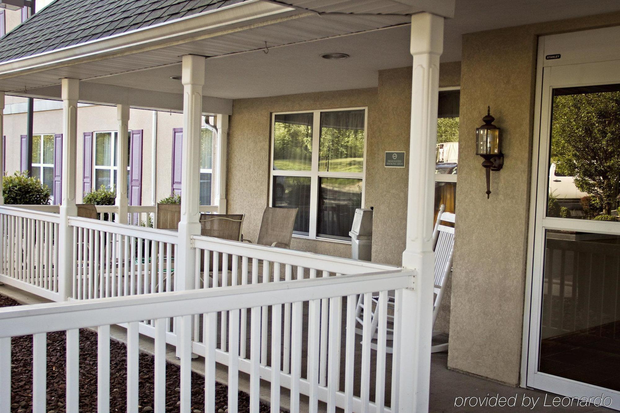 Mount Pleasant Country Inn & Suites By Radisson, Frackville מראה חיצוני תמונה